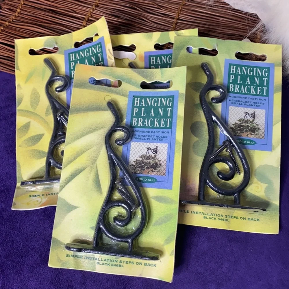 / Amertac Plant Wall Hangers Bracket NEW -1